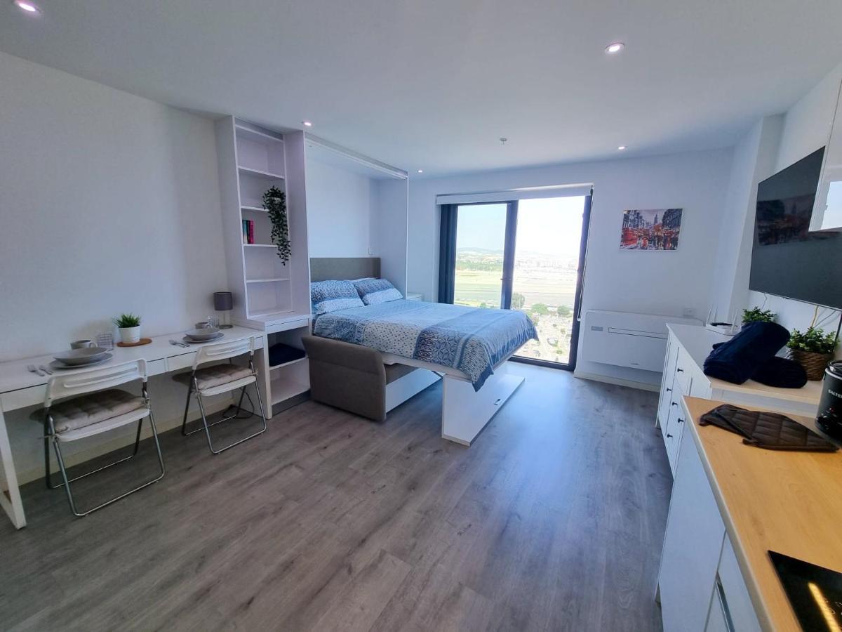 Top Floor Studio - The Hub Gibraltar - Self Catering Extérieur photo