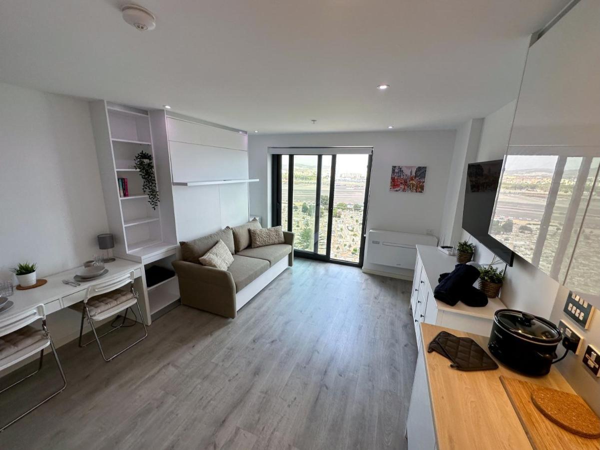 Top Floor Studio - The Hub Gibraltar - Self Catering Extérieur photo